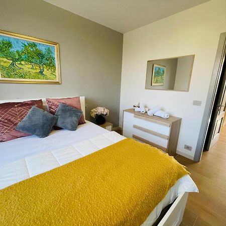 Holiday Flat In Villa San Gregorio With Pool Melazzo Eksteriør bilde