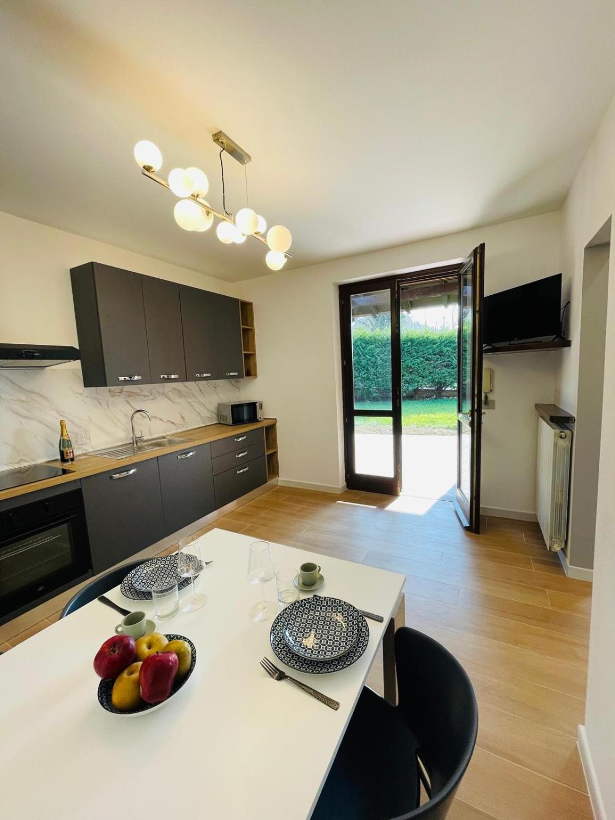 Holiday Flat In Villa San Gregorio With Pool Melazzo Eksteriør bilde