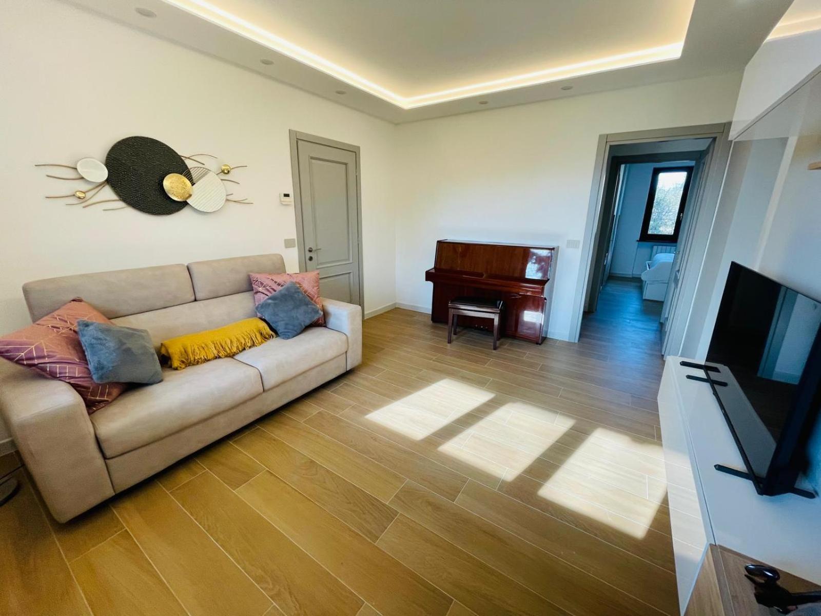 Holiday Flat In Villa San Gregorio With Pool Melazzo Eksteriør bilde
