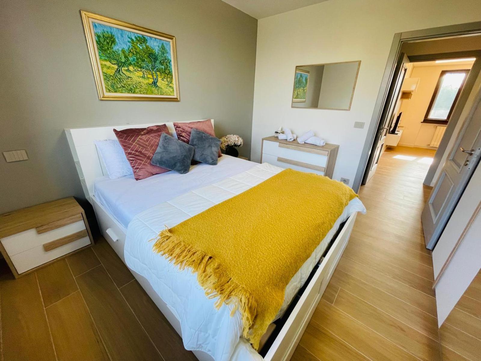 Holiday Flat In Villa San Gregorio With Pool Melazzo Eksteriør bilde