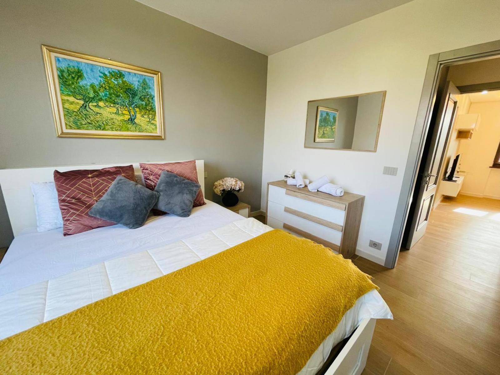 Holiday Flat In Villa San Gregorio With Pool Melazzo Eksteriør bilde